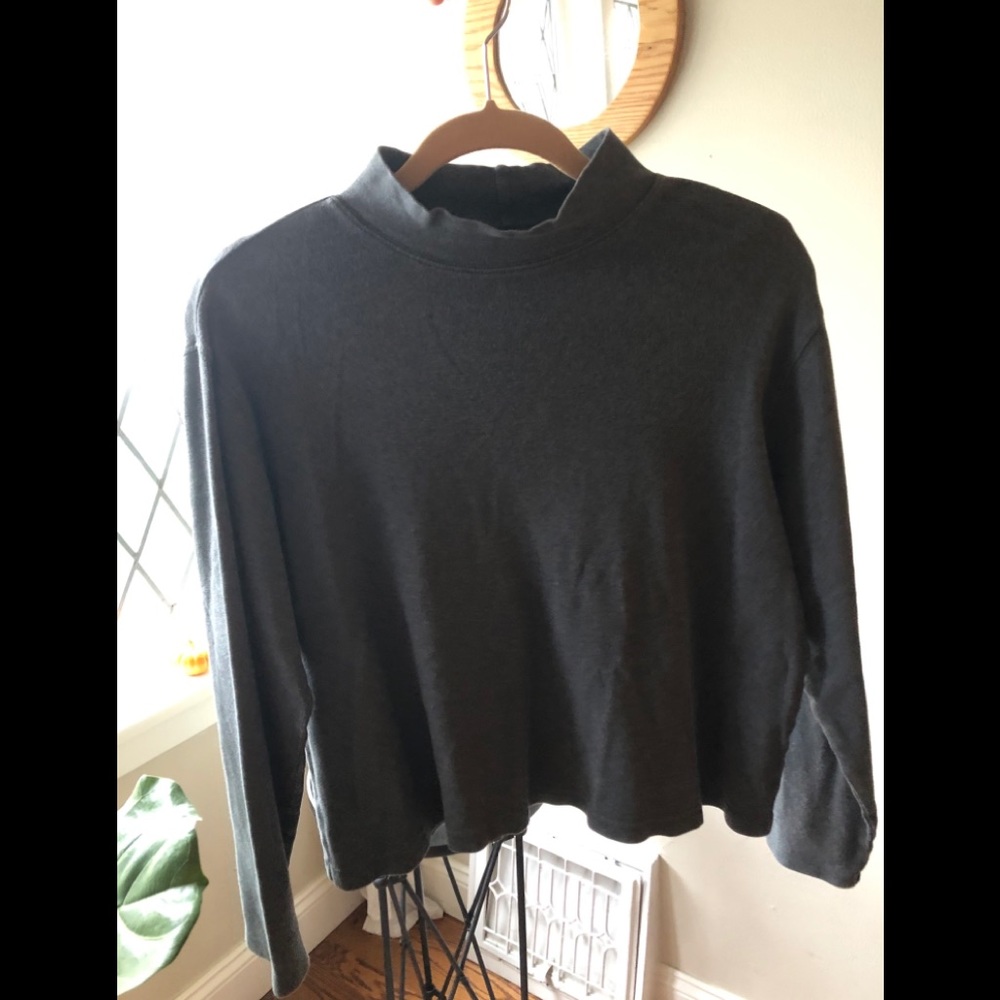 Vintage charcoal/gray mock neck long sleeves